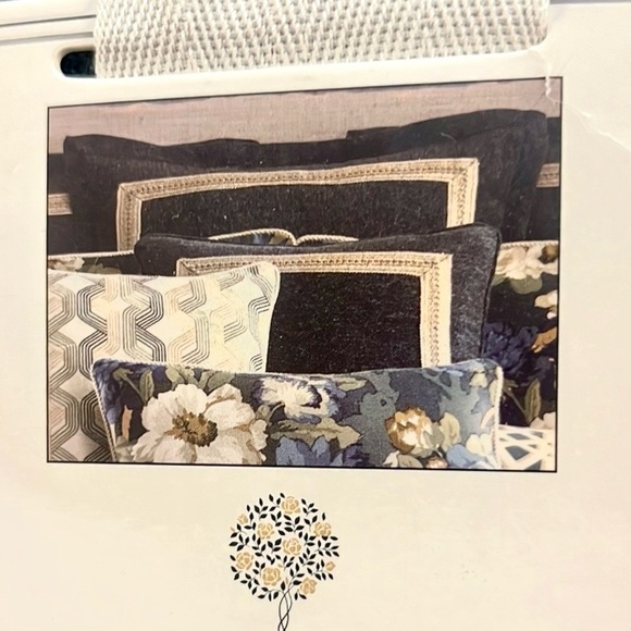 NWT,Rose Tree Luxury Quinn Peacock Poly/Linen Euro Shams,Set of 2 NIP Gray - Picture 2 of 8